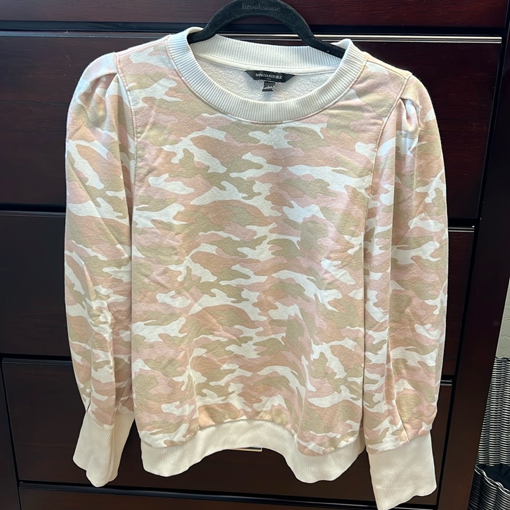 Banana Republic Factory Pink and White Camouflage Sweatshirt
